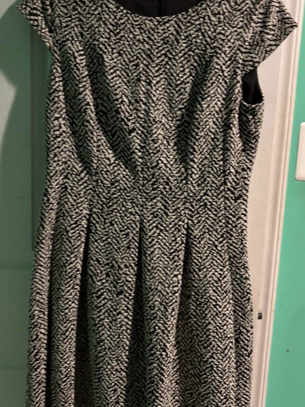 AB Studio Black and White Textured Midi Dress